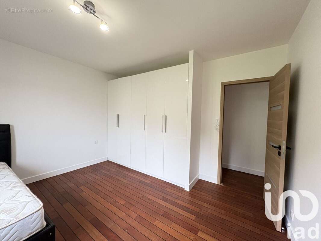 Photo 8 - Maison à MONTUSSAN