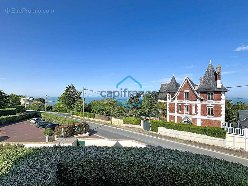 Appartement à TROUVILLE-SUR-MER
