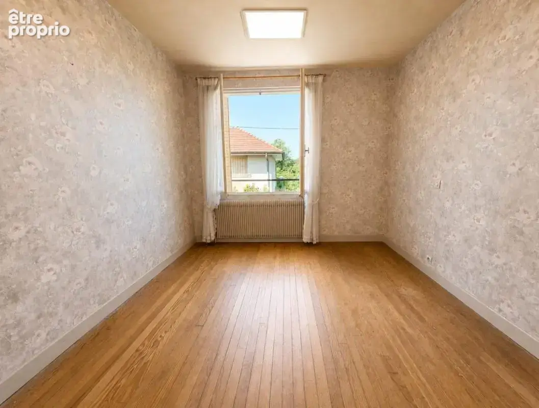 GENLIS (21110) Maison individuelle à vendre 5 pièces, 3 chambres possibilité 4, sous-sol complet avec garage sur 482m2 - photo 4