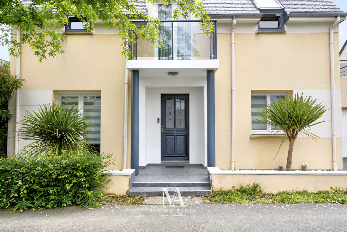 Maison à TRELAZE