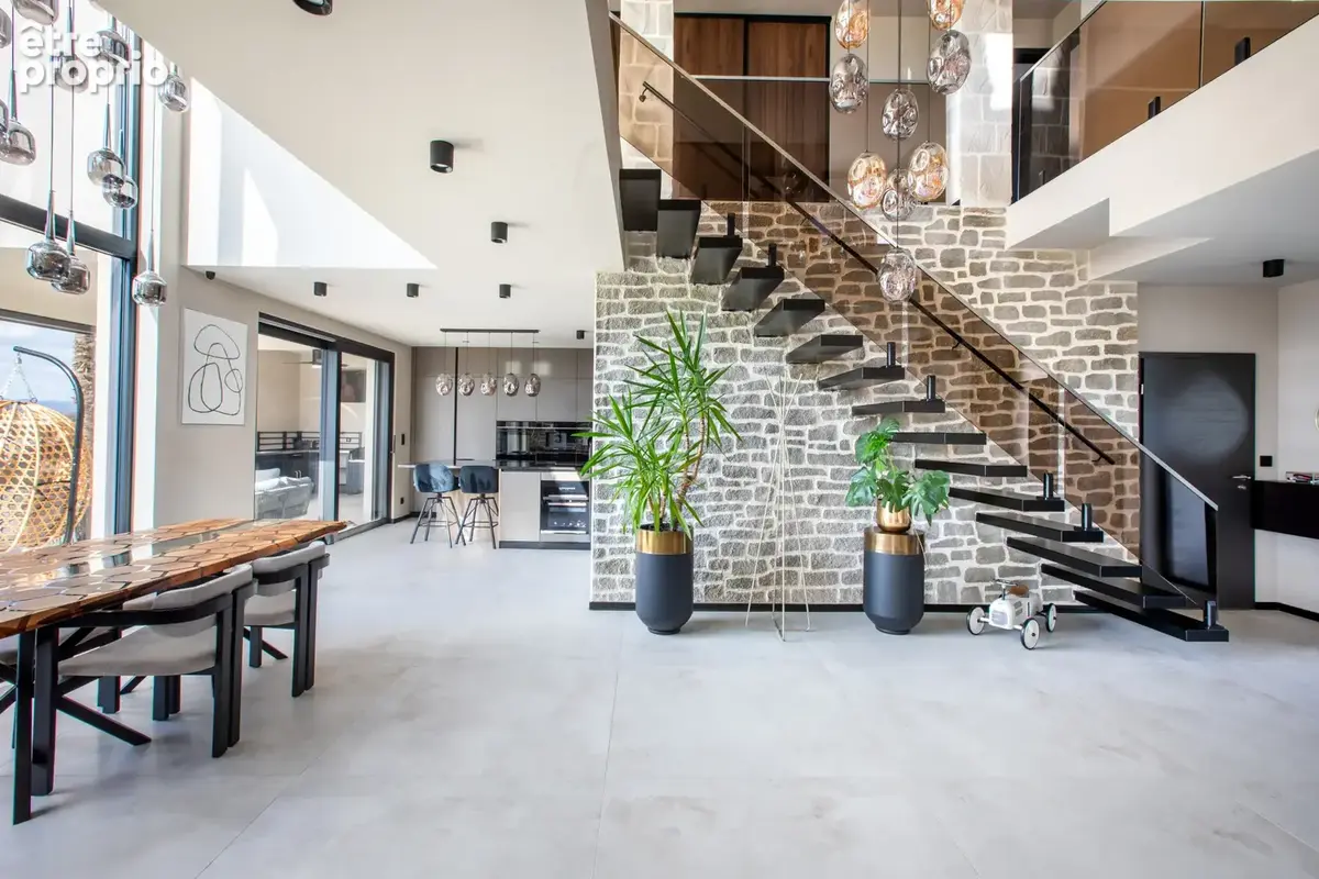 Maison contemporaine de haut standing 8 Pièces 225 m2 - photo 3