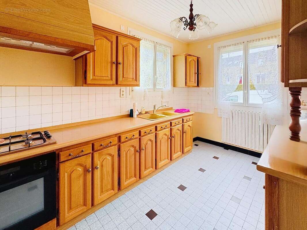 Maison 146 m² à Ploemel  - photo 4