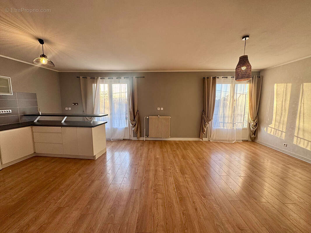 Appartement à PONT-DU-CHATEAU