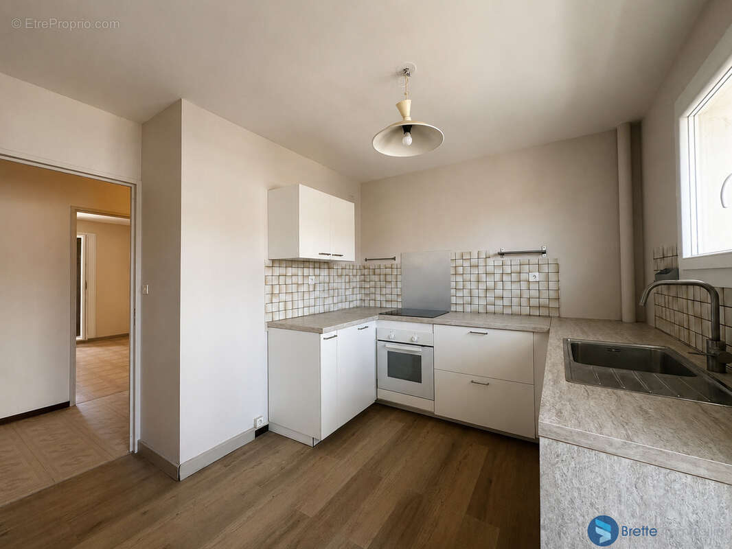 Appartement 4 pièces de 80 m2   La Rode - photo 6