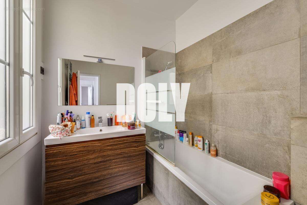Appartement à PARIS-4E