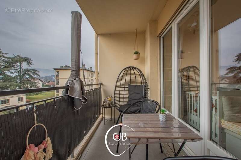 Appartement à BARBERAZ