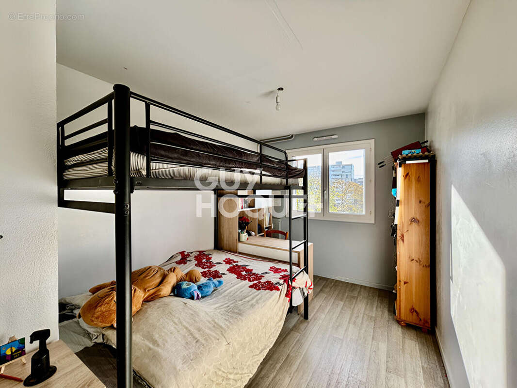 Appartement à VAULX-EN-VELIN