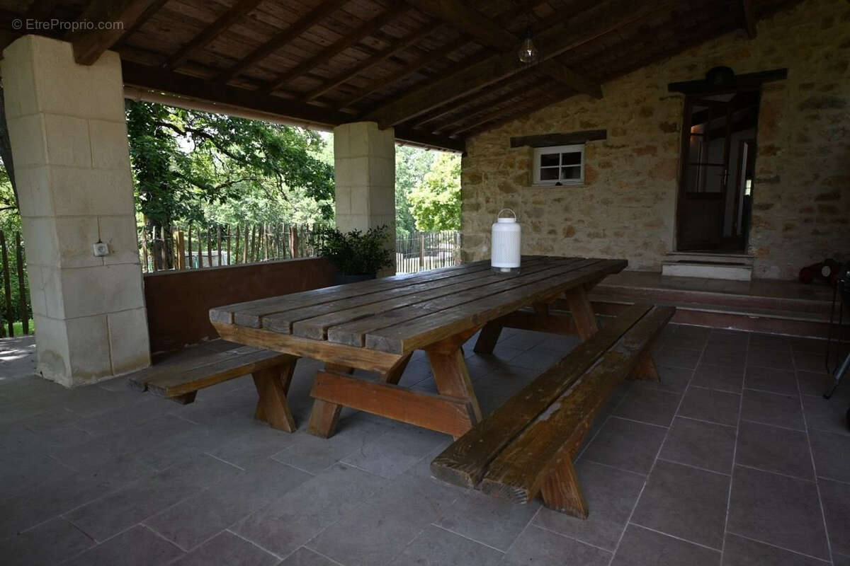 Maison à PUY-L&#039;EVEQUE