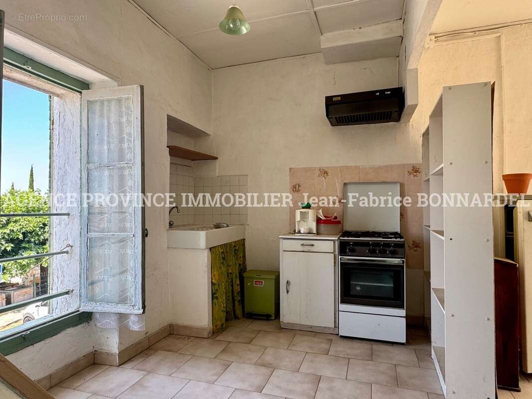 Maison 35 m² à Visan  - photo 4