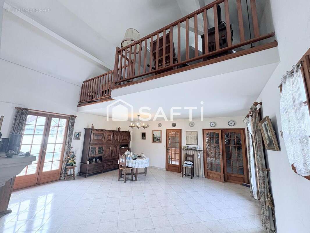 Photo 3 - Maison à LES MUREAUX