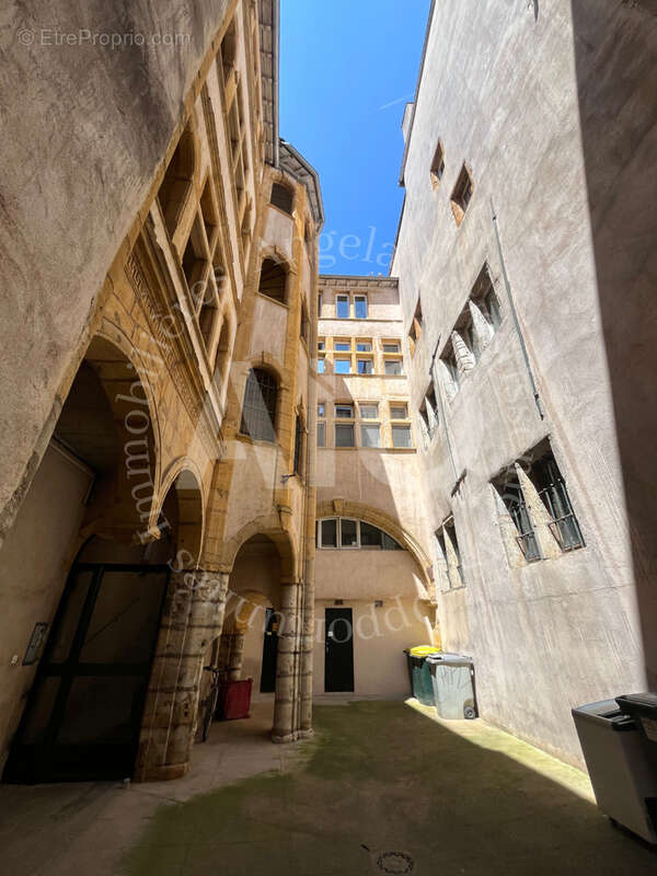 Appartement à LYON-5E