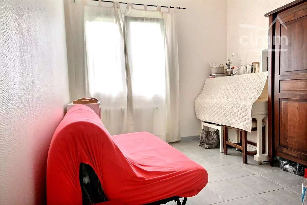 Maison à ECHIROLLES