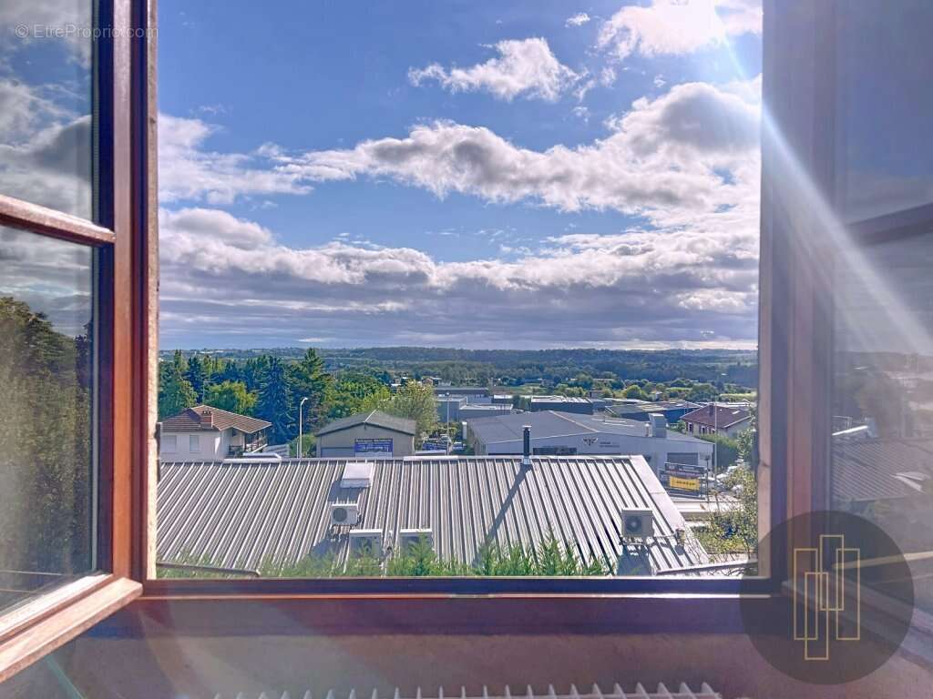 Appartement à LIMAS