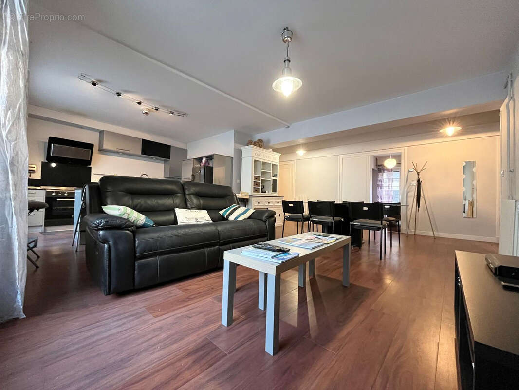 Au coeur du quartier plage, appartement 5 pièces avec superbe terrasse - photo 6