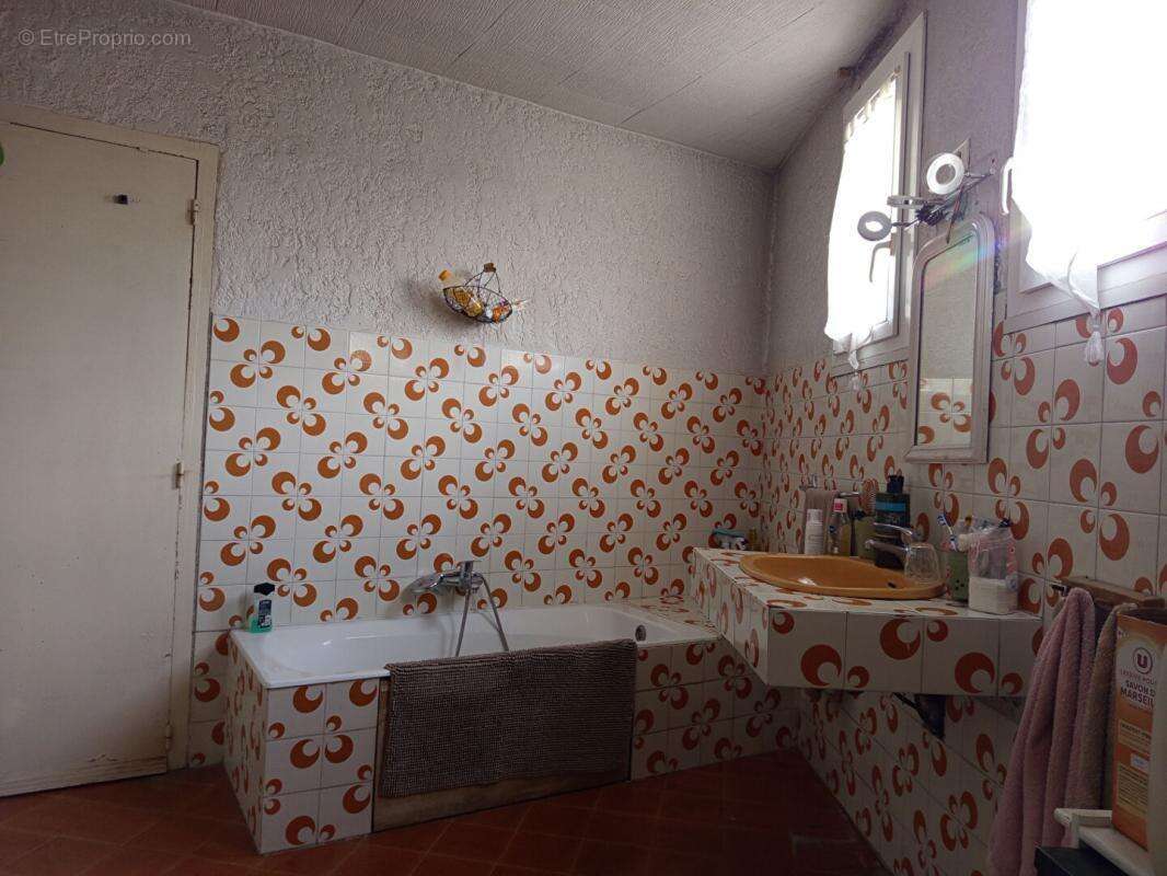 Maison à MALATAVERNE