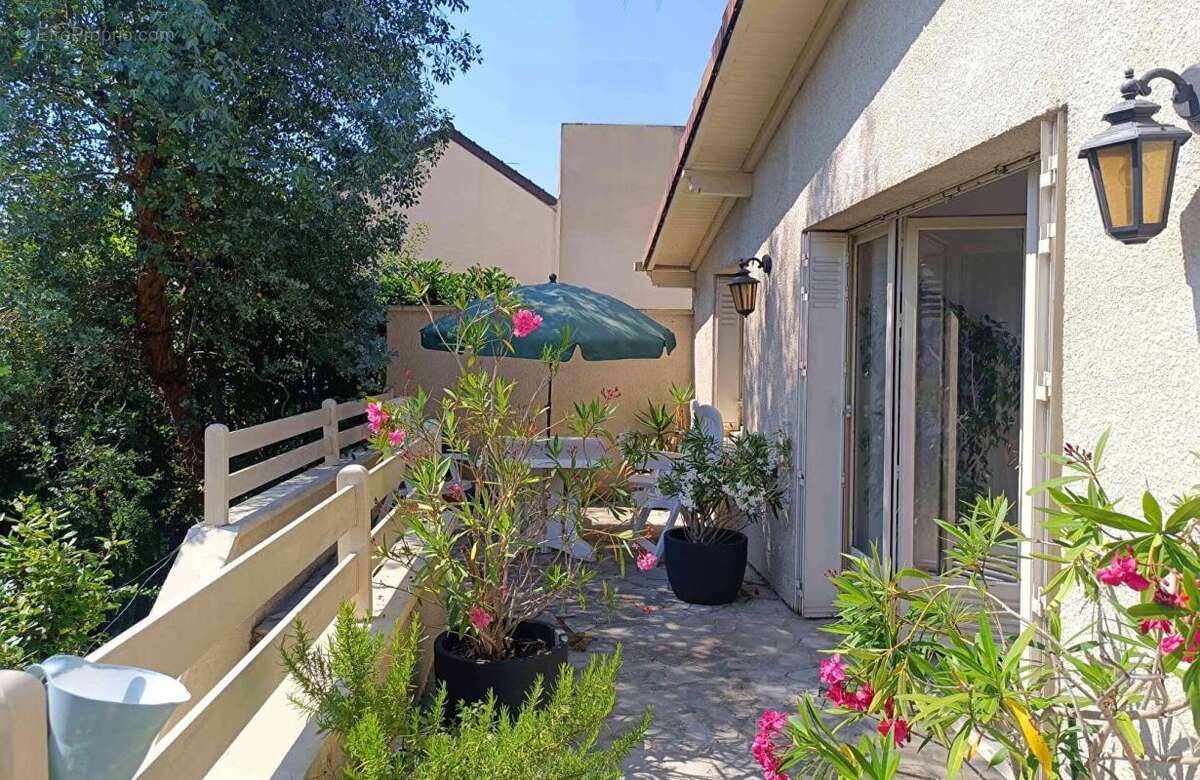 Maison à LE PERREUX-SUR-MARNE