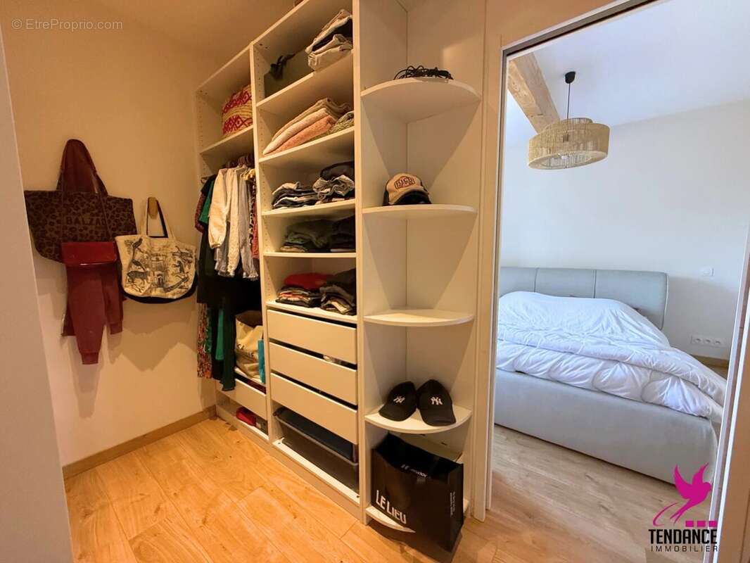 Maison à MONTAIGUT-SUR-SAVE