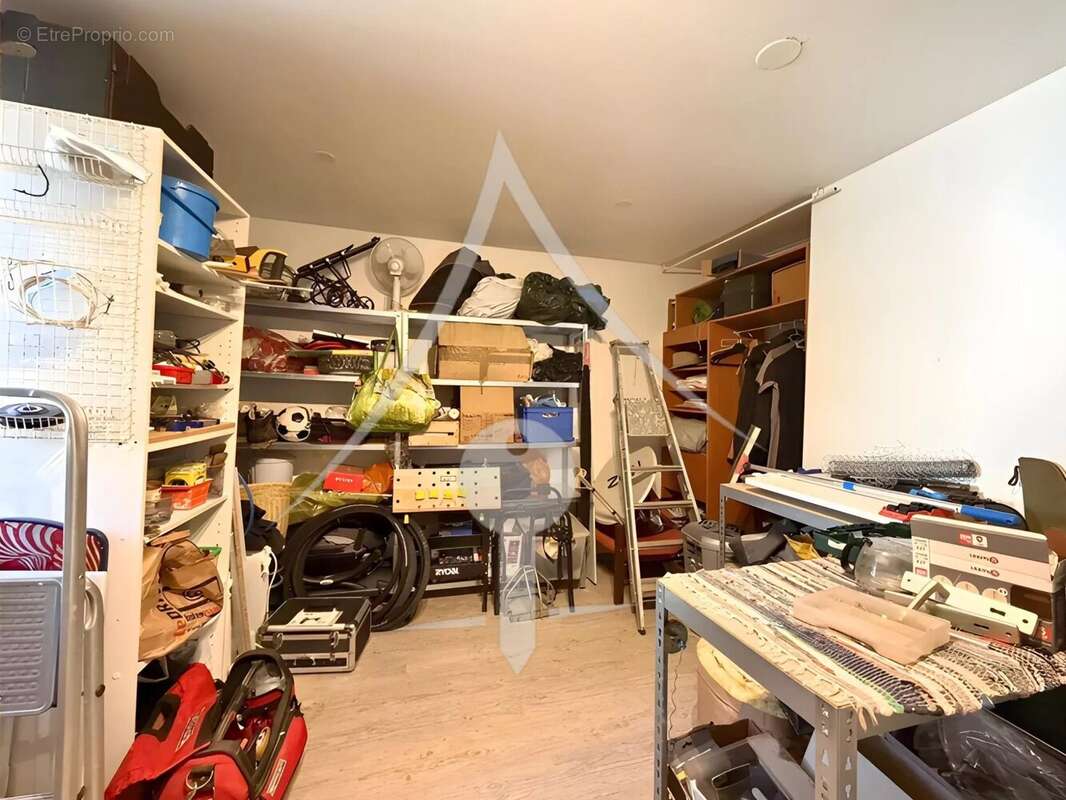 Maison à LAVERNOSE-LACASSE