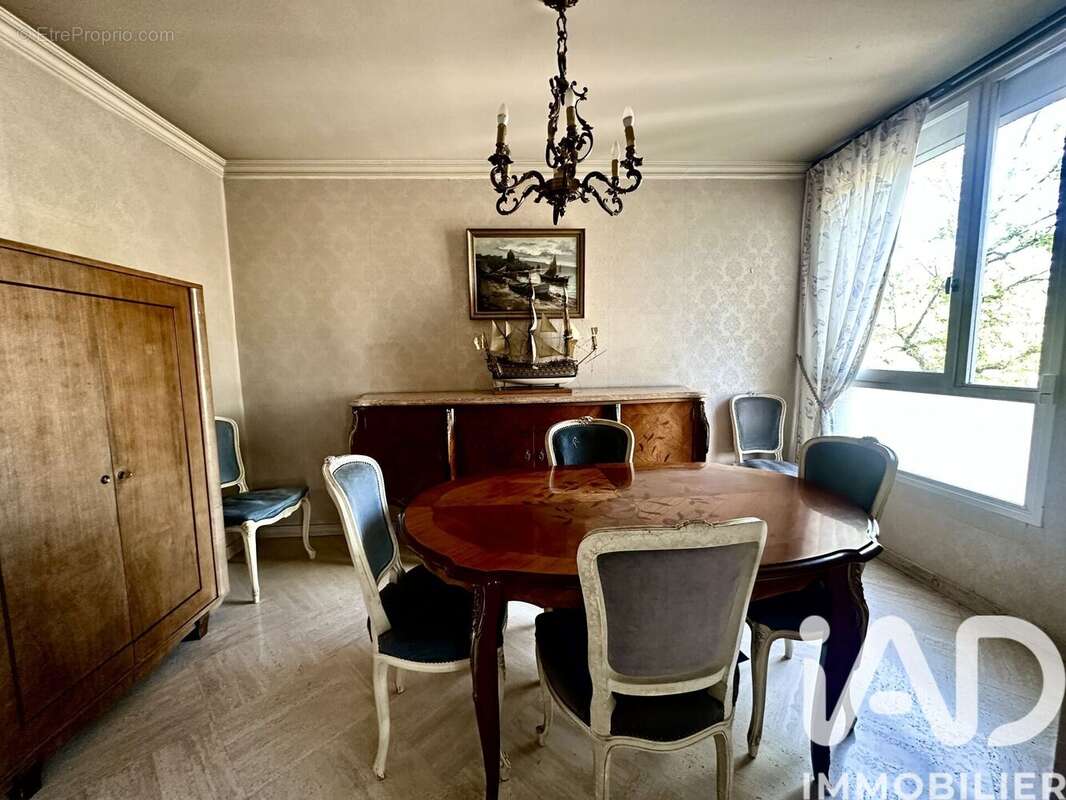 Photo 2 - Appartement à SAINT-ETIENNE