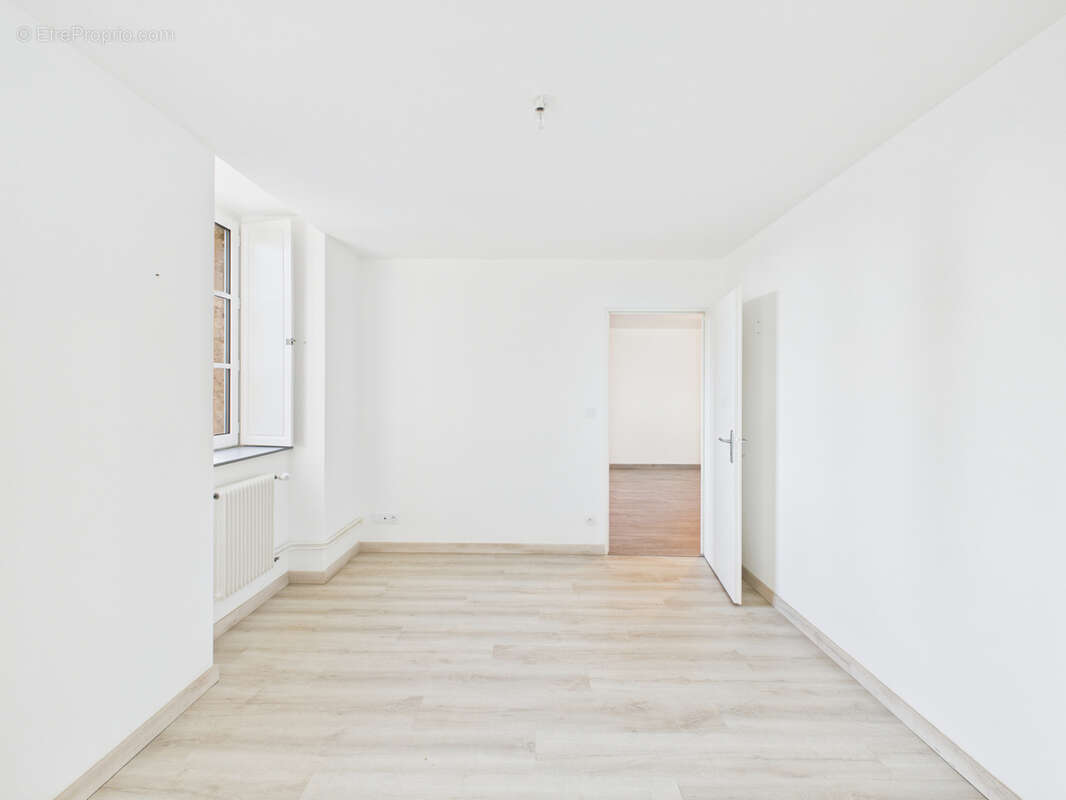 Appartement à CRAPONNE-SUR-ARZON