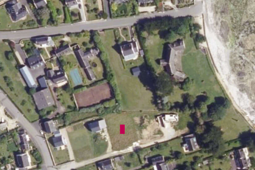 Terrain à LOCTUDY