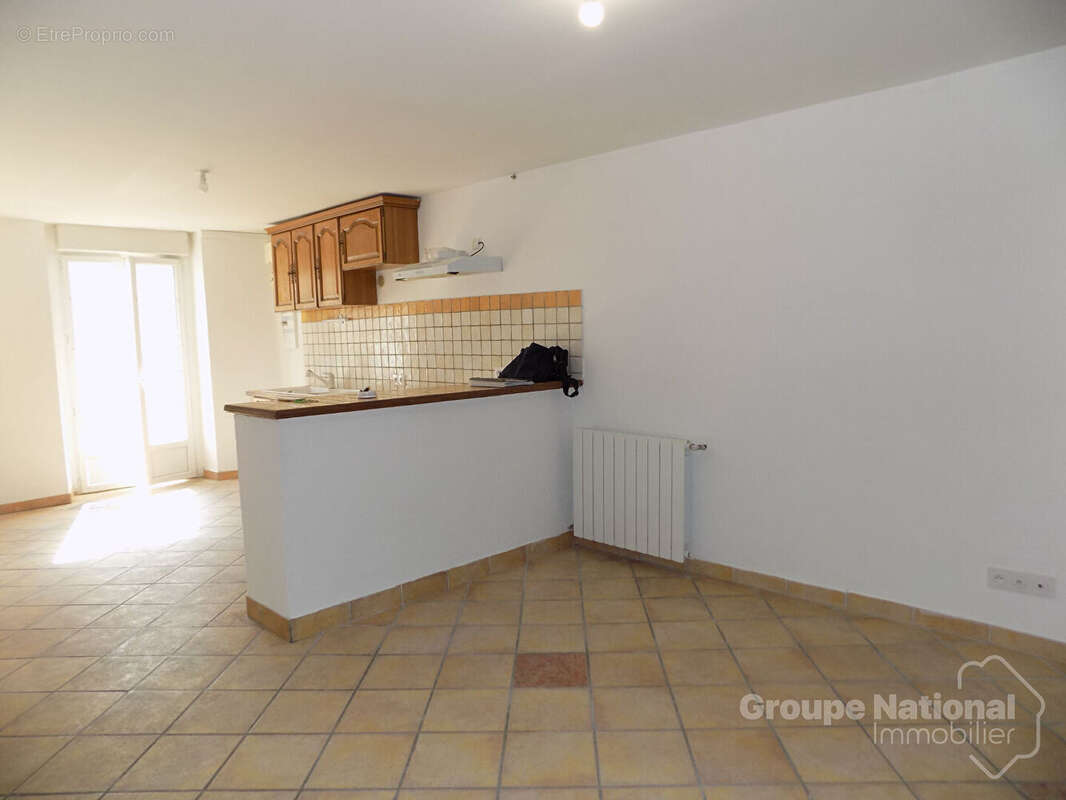 Immeuble de rapport  2 appartements loués  Centre-ville - photo 5
