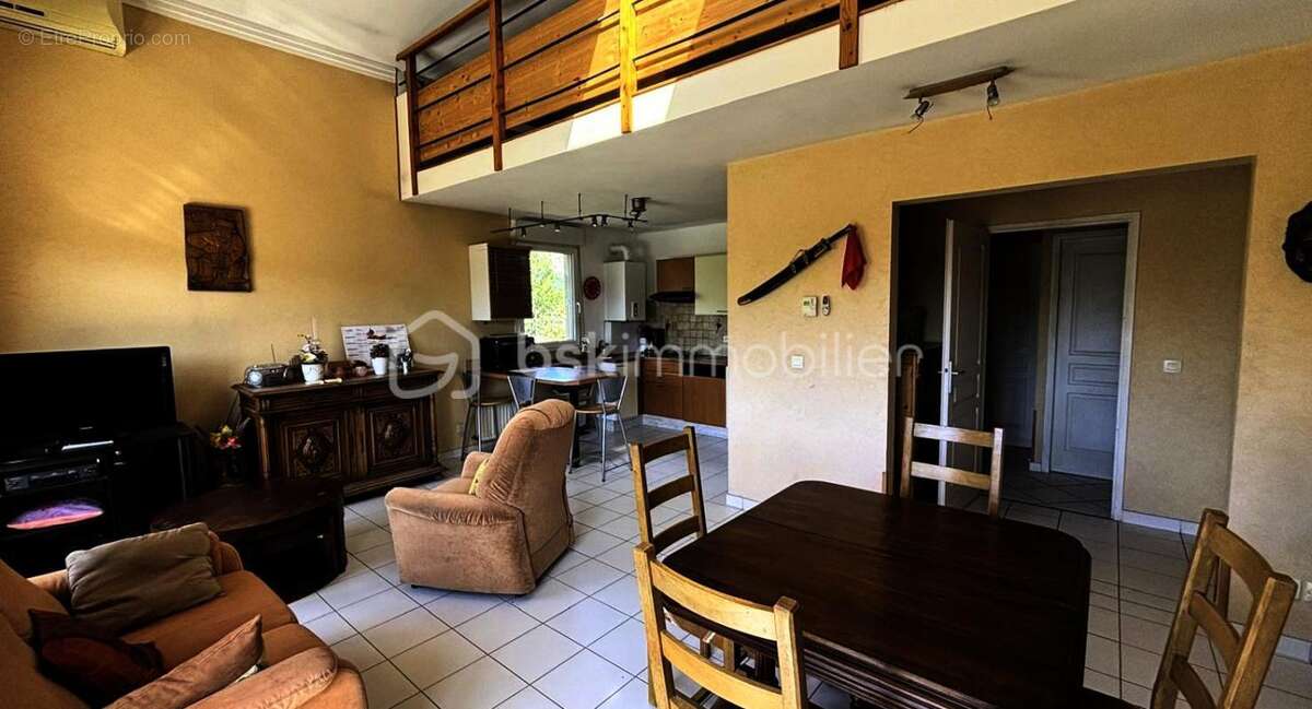 Appartement à CLAIX