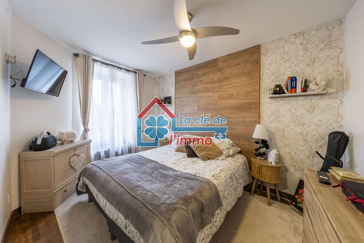 Appartement à MOISSY-CRAMAYEL