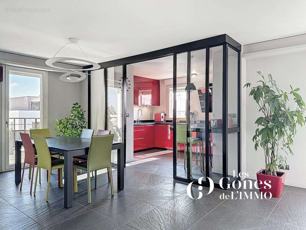 Appartement à CRAPONNE