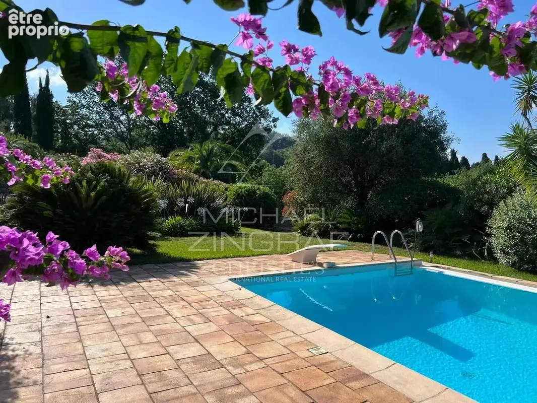 Villa Provençale d’Exception avec Vue Dégagée et Jardin de 4 375 m² à Plascassier - photo 15