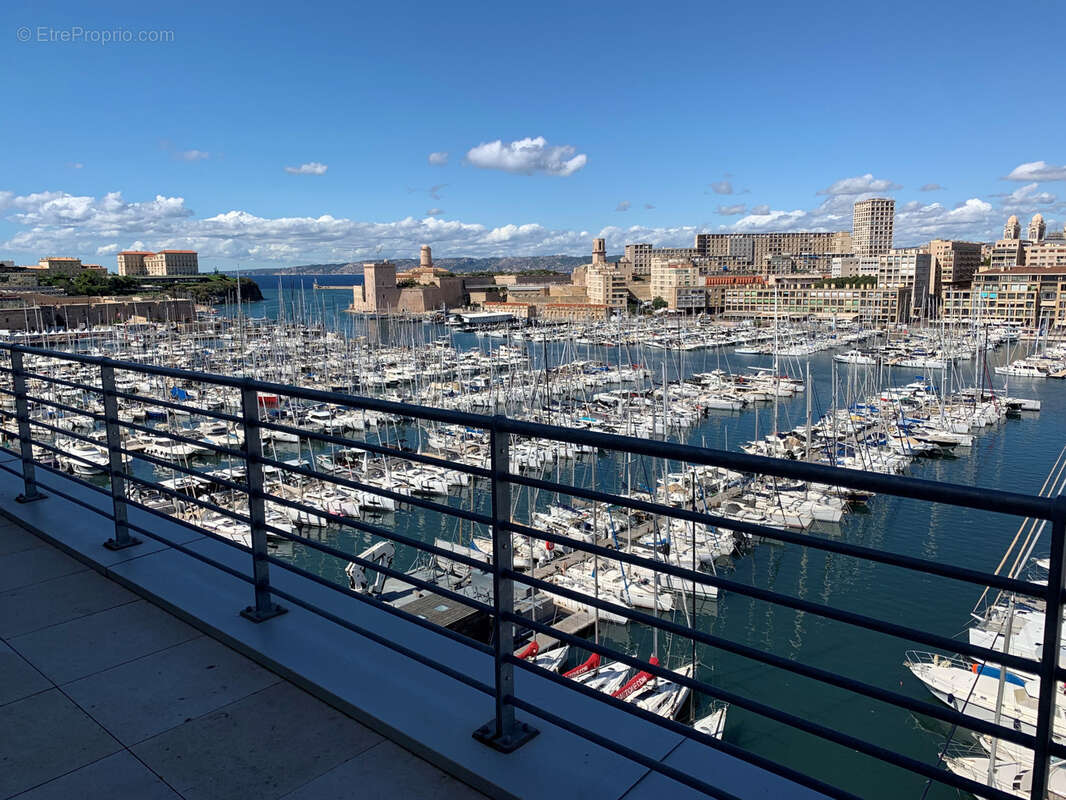 Appartement à MARSEILLE-7E