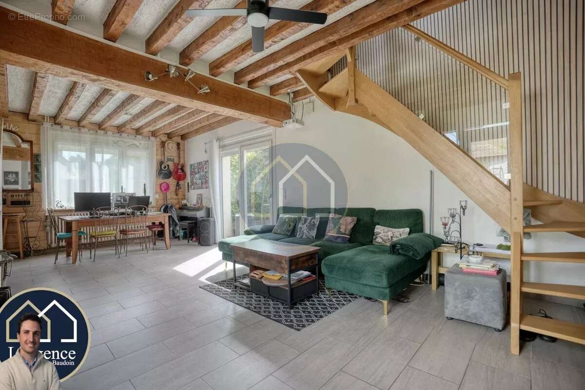 Maison à YMERAY