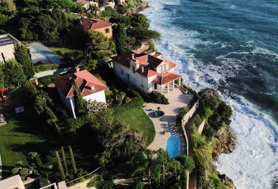 Villa à rénover dans un lieu prestigieux - photo 1