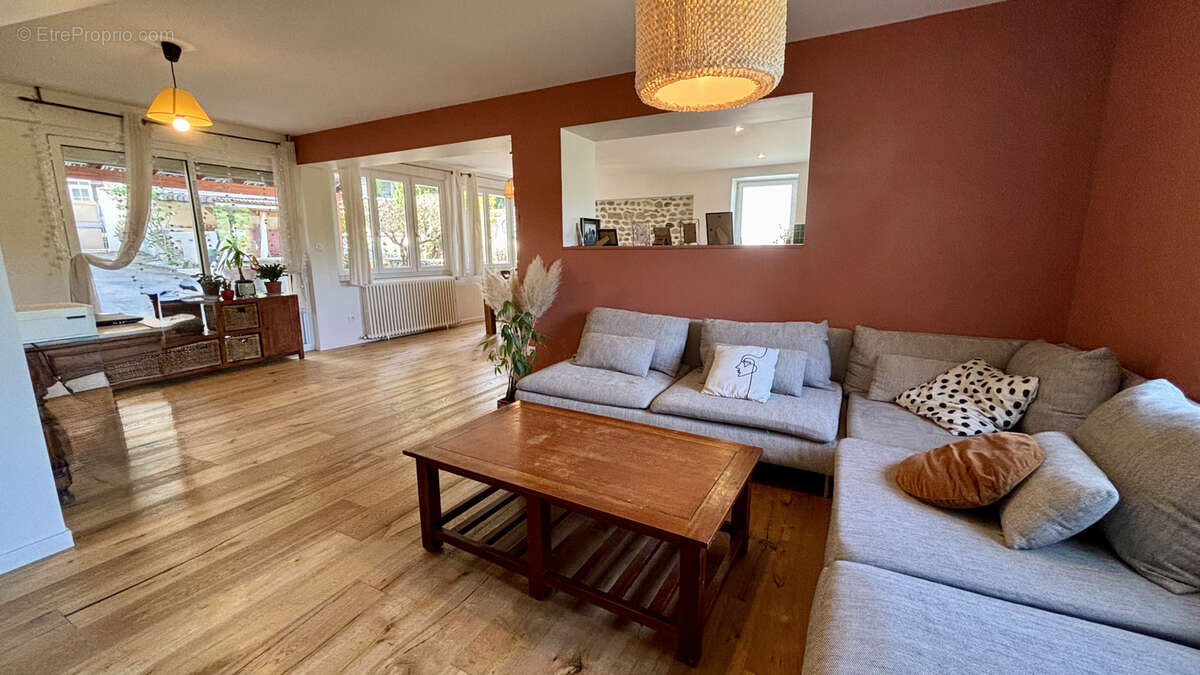 Maison à SAINT-BONNET-DE-VALCLERIEUX