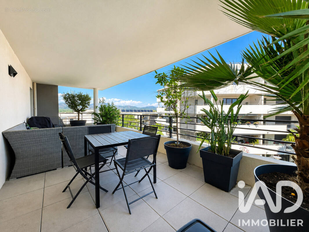 Photo 1 - Appartement à SAINT-RAPHAEL