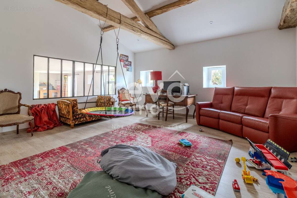 Maison à SAUVETERRE-DE-GUYENNE