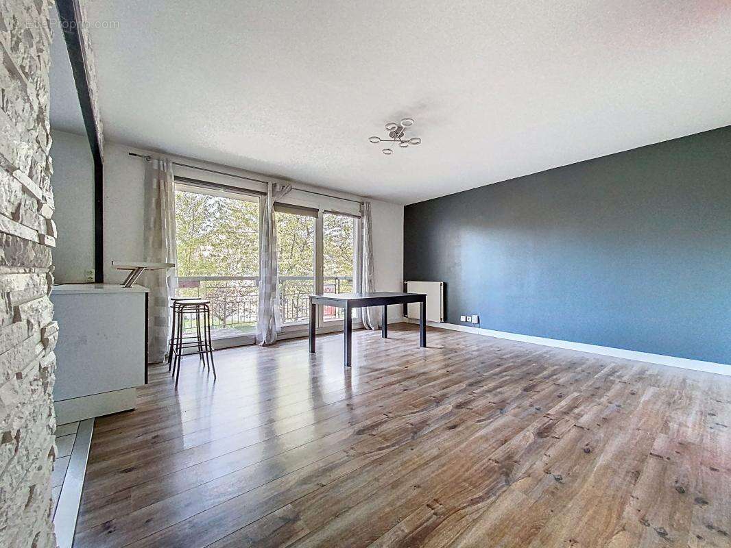 Appartement à GUYANCOURT