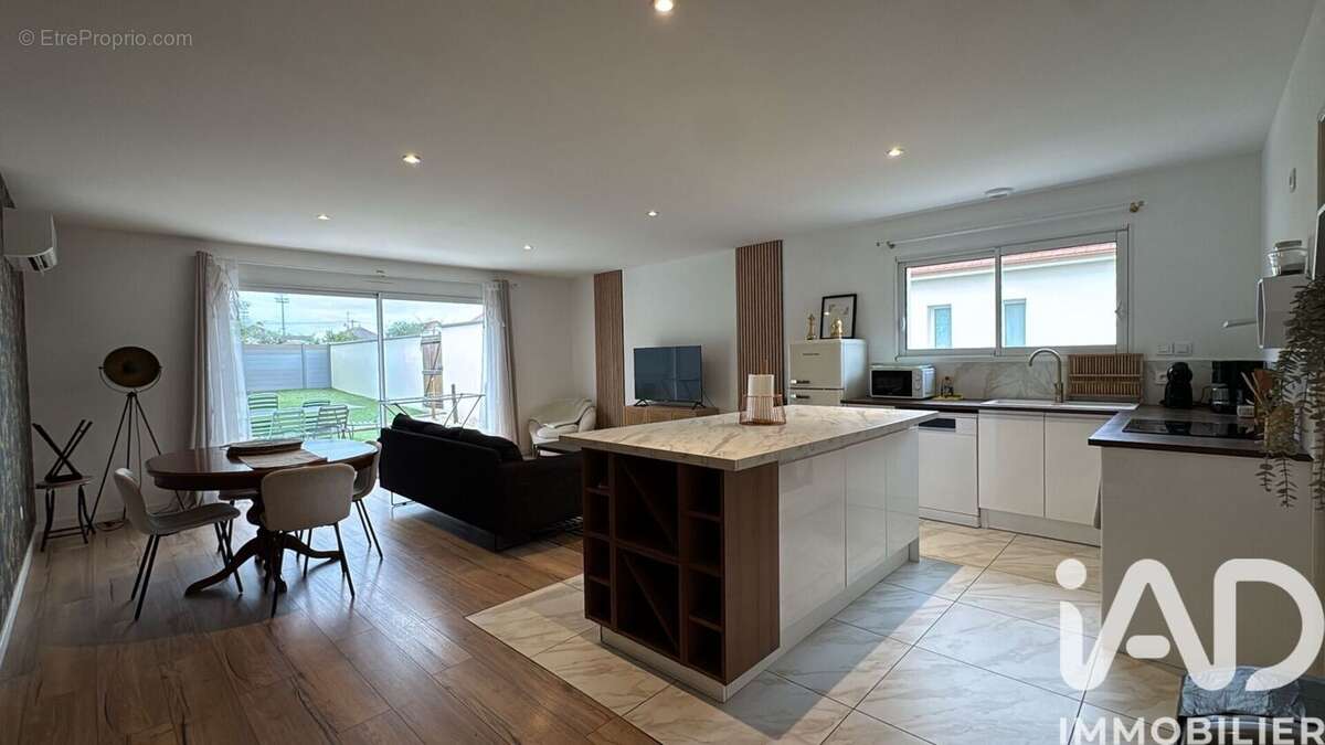 Photo 3 - Maison à CHATELLERAULT