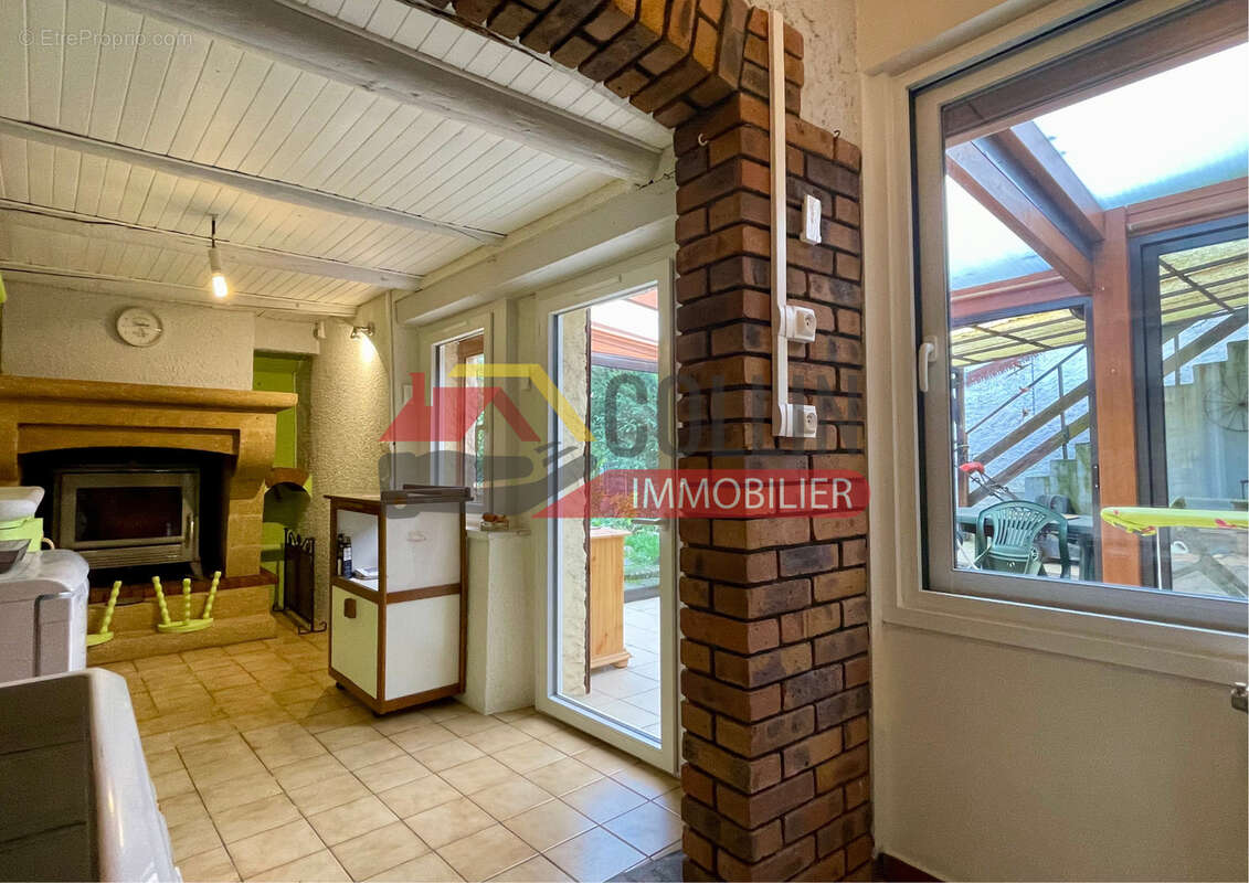 Maison à REMEREVILLE