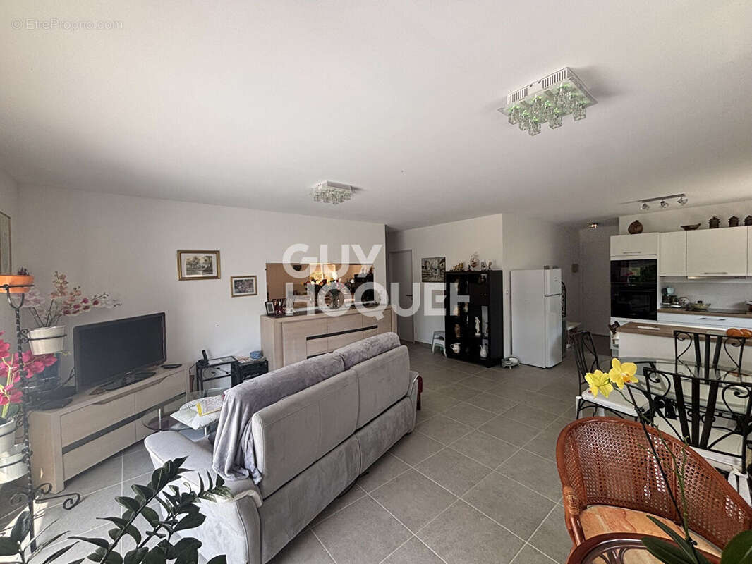 À vendre à Pradons : maison neuve 86 m², prestations de qualité et terrain constructible - photo 6