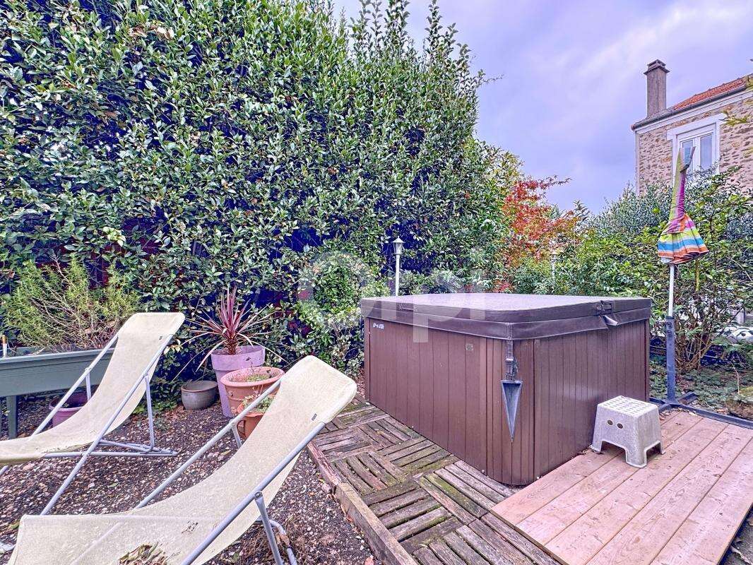 Maison à LE PERREUX-SUR-MARNE