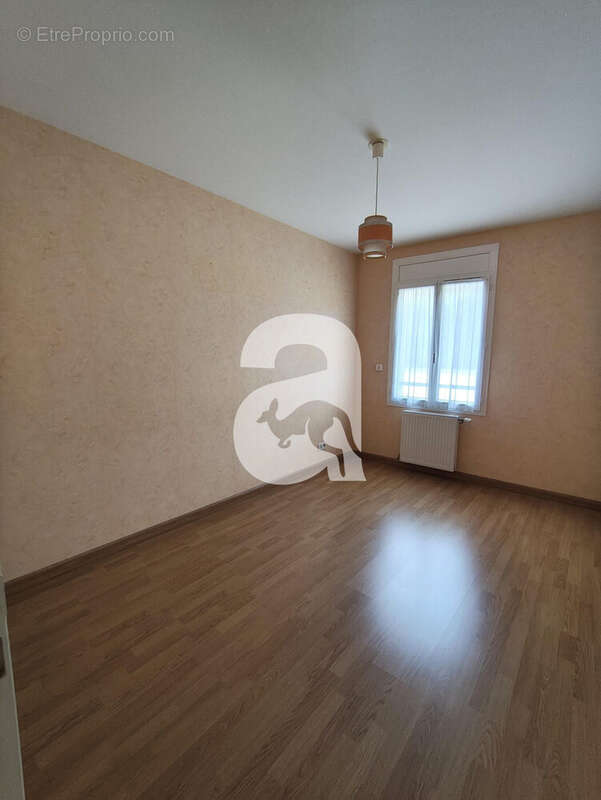 Appartement 98 m² à Soissons  - photo 6