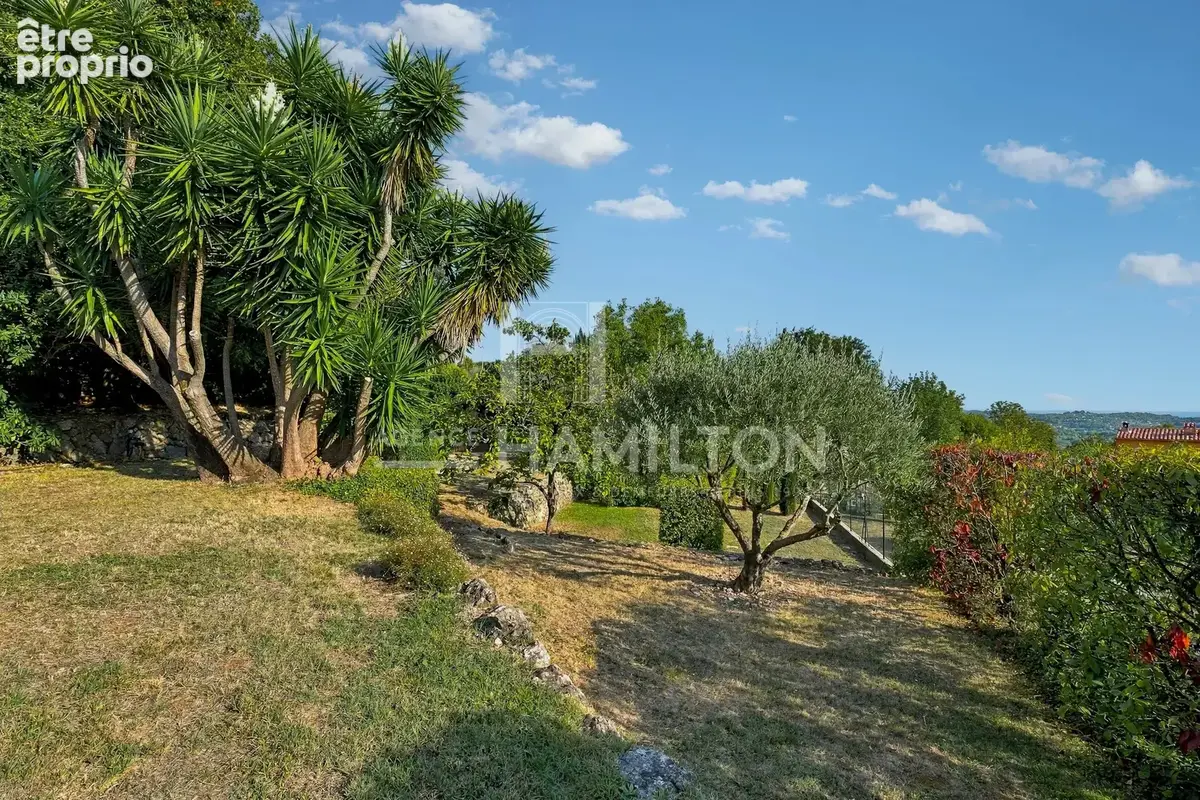 Villa à vendre proche de Valbonne avec vue mer, piscine et 5 chambres - photo 20