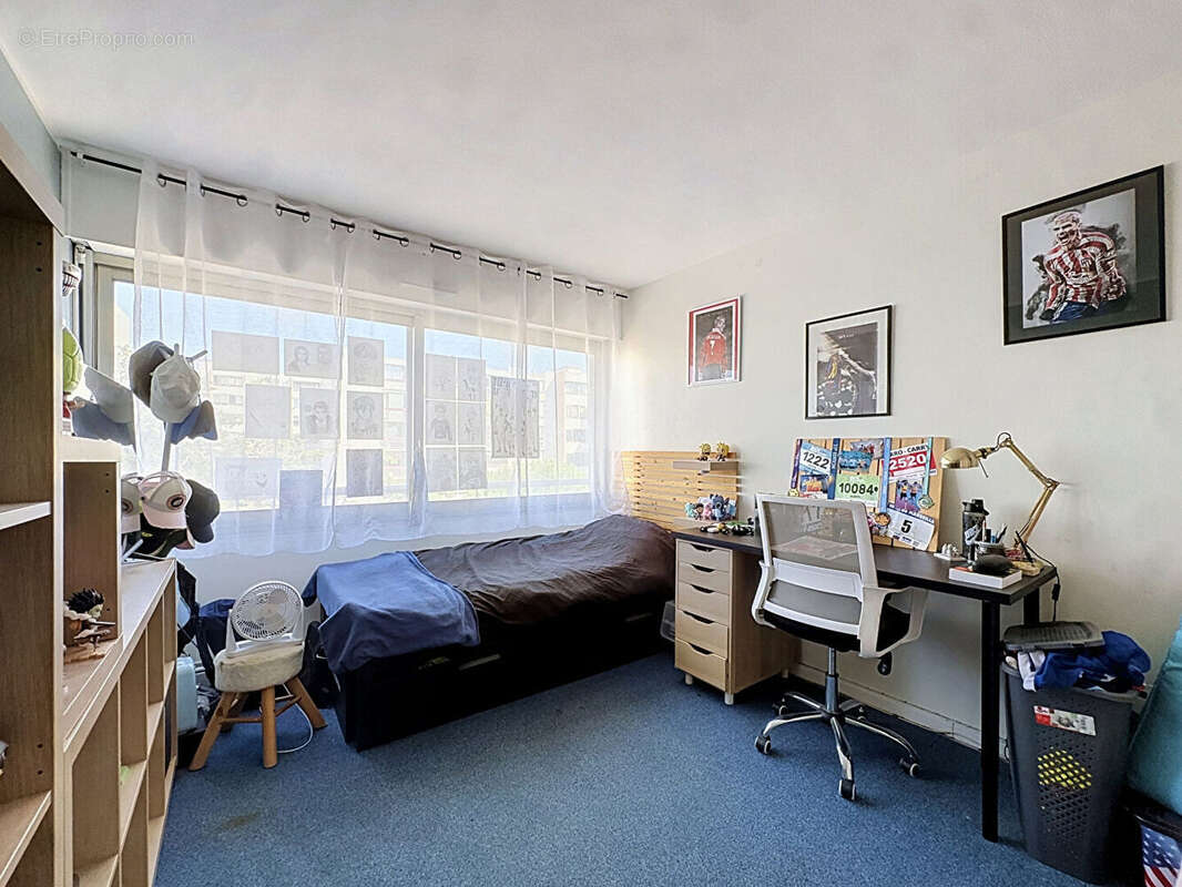 A vendre en exclusivité un appartement 4 pièces 82.68 m2 avec balcon secteur Résidence Les Plantiers 13127 VITROLLES - photo 9
