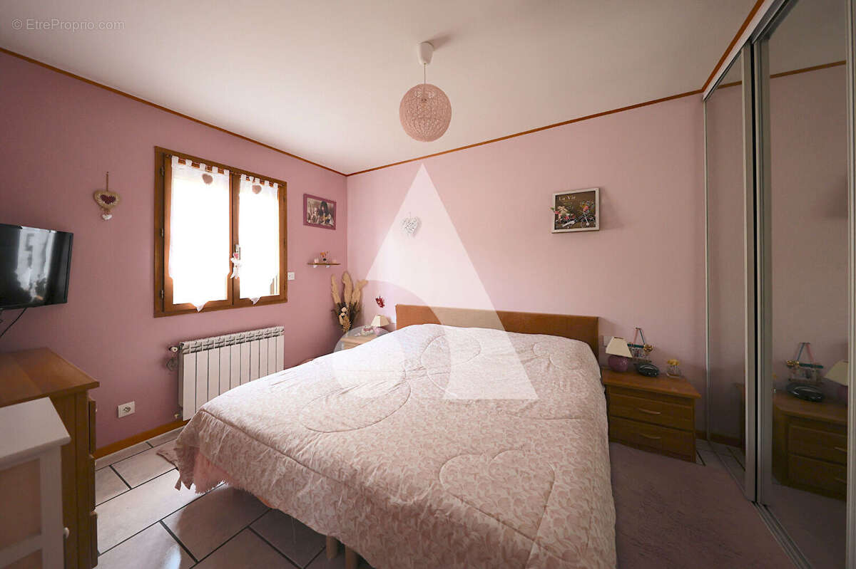 Maison à CORBEIL-ESSONNES