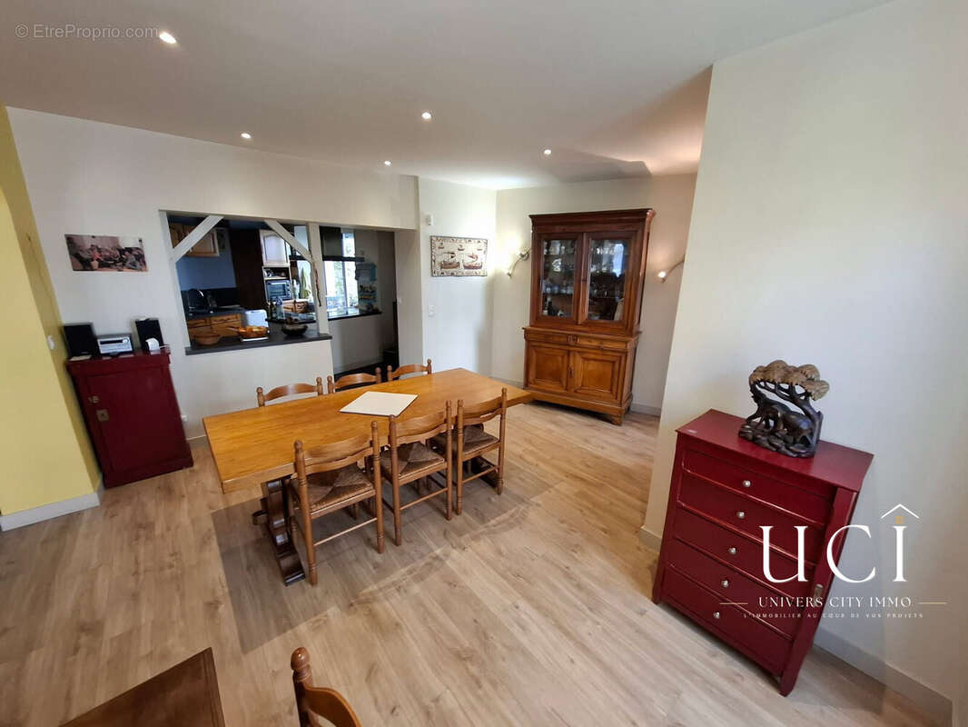 Maison 150 m² à Rocheserviere  - photo 2