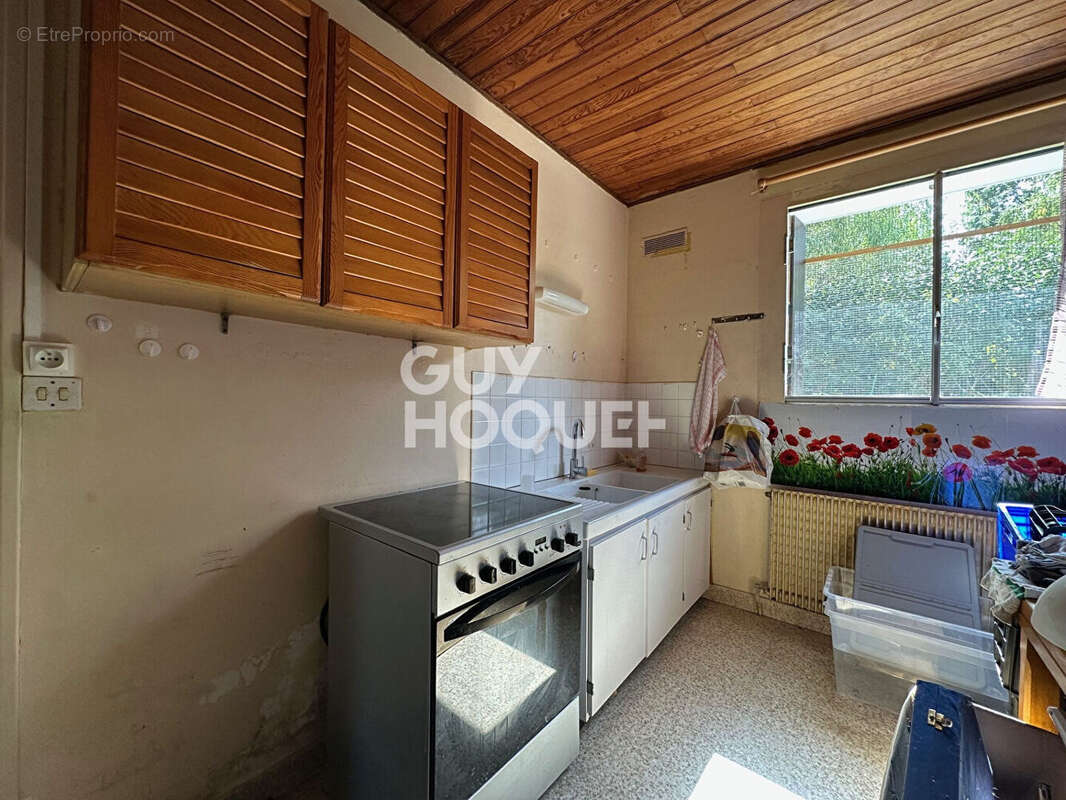 Maison à DAMPIERRE-SUR-AVRE