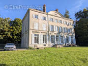 Appartement à SAINT-JEAN-DE-BRAYE