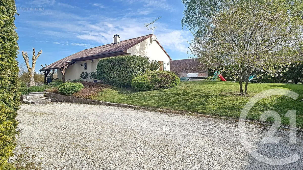 Maison à ROUILLY-SACEY