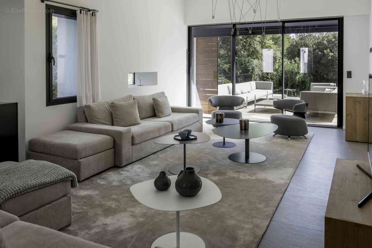 Maison à ANTIBES
